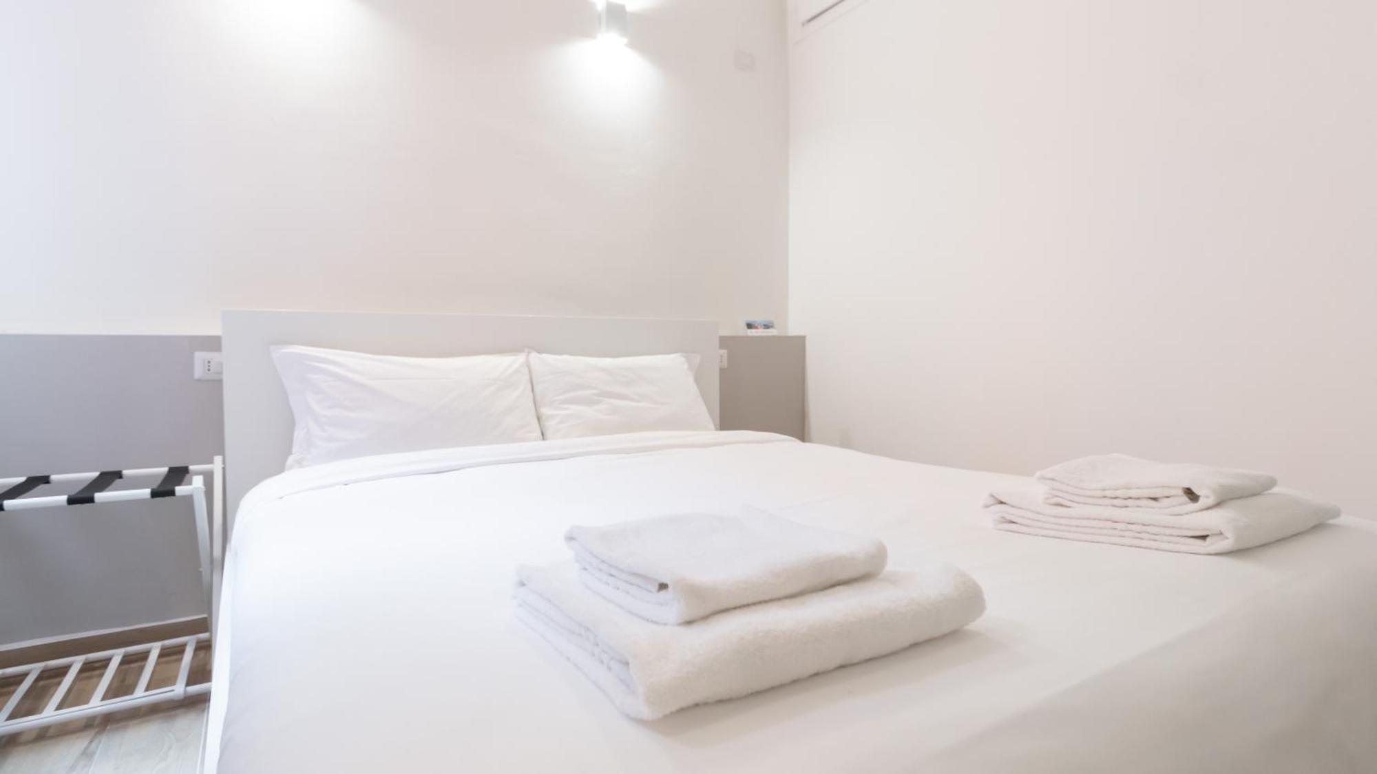 Italianway - Frisi 8 B Apartment Milan Bagian luar foto